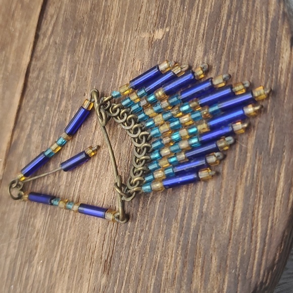 Old world dreamcatcher styled seed beaded necklace pendant - Picture 1 of 2